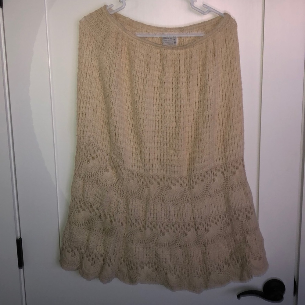 Midi crochet skirt